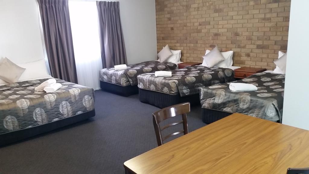 True Blue Motor Inn Rockhampton Rom bilde