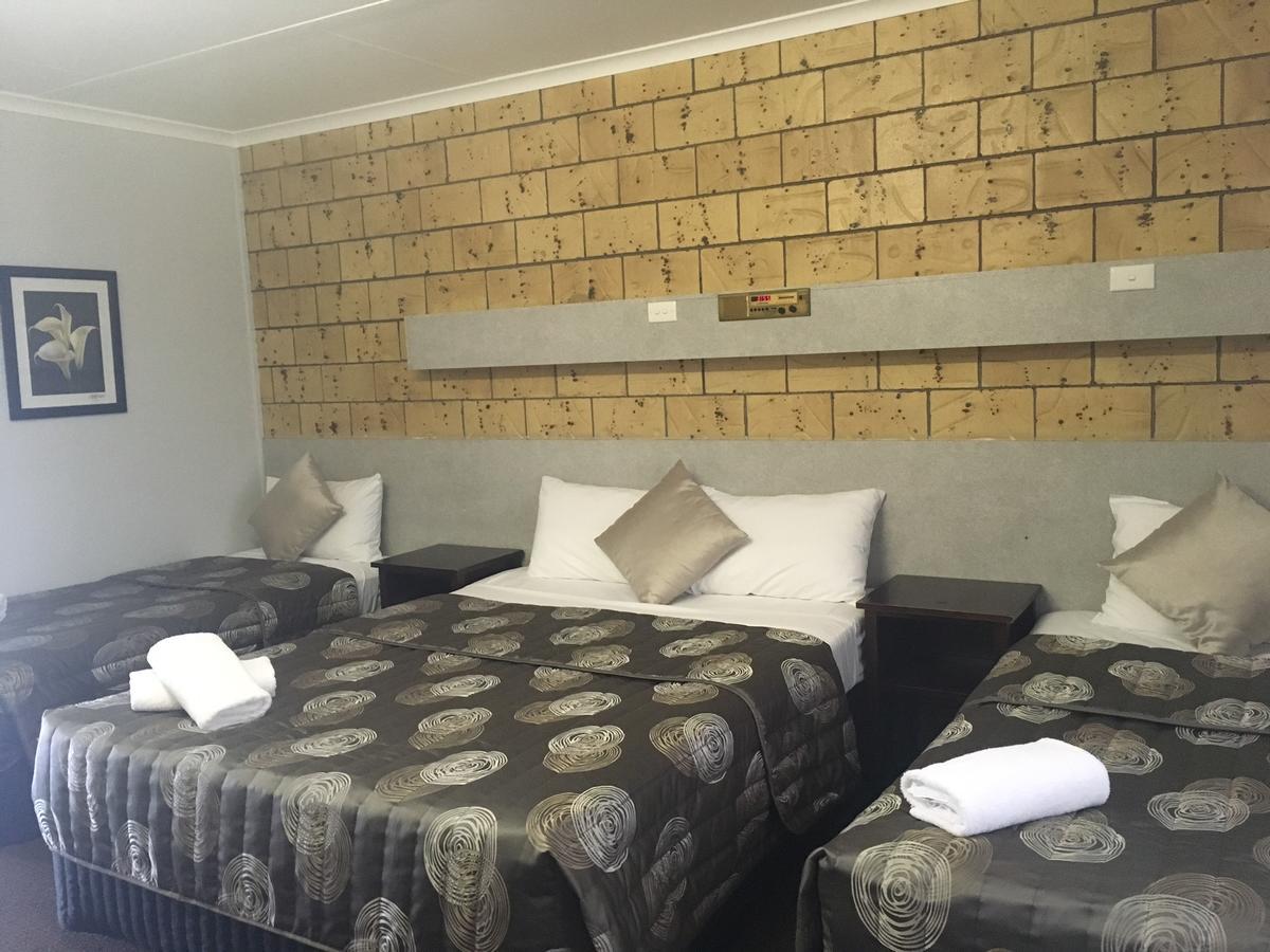 True Blue Motor Inn Rockhampton Eksteriør bilde
