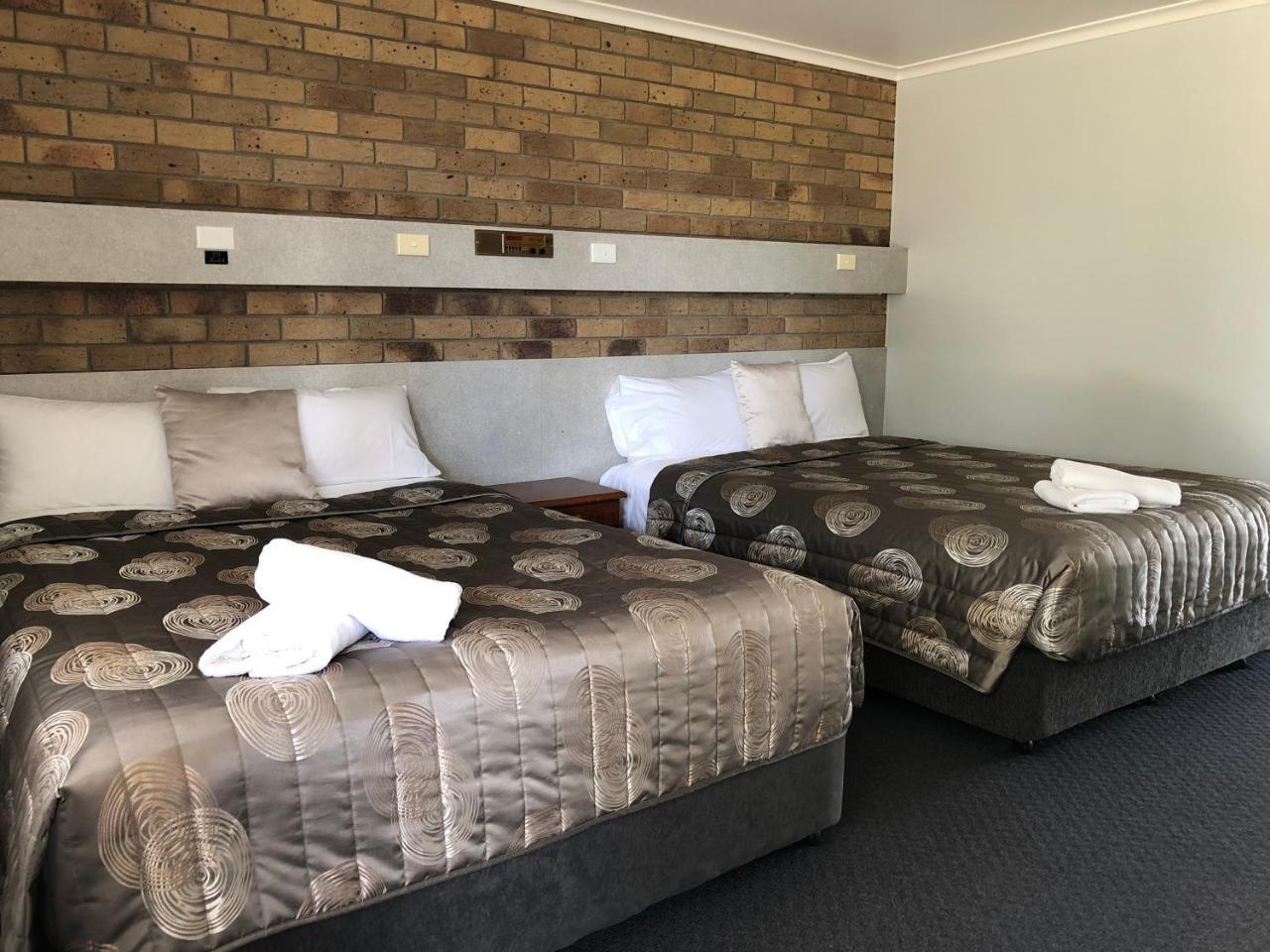 True Blue Motor Inn Rockhampton Eksteriør bilde