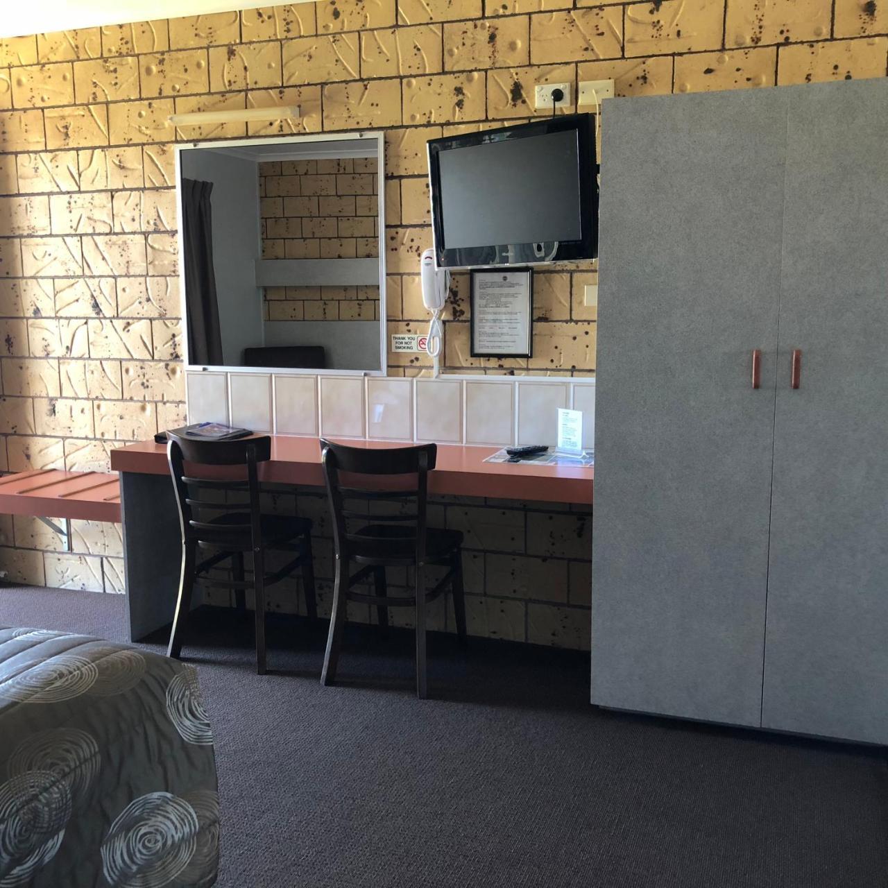 True Blue Motor Inn Rockhampton Eksteriør bilde