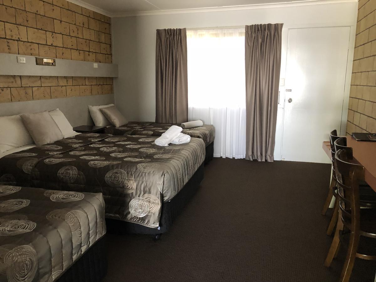True Blue Motor Inn Rockhampton Eksteriør bilde