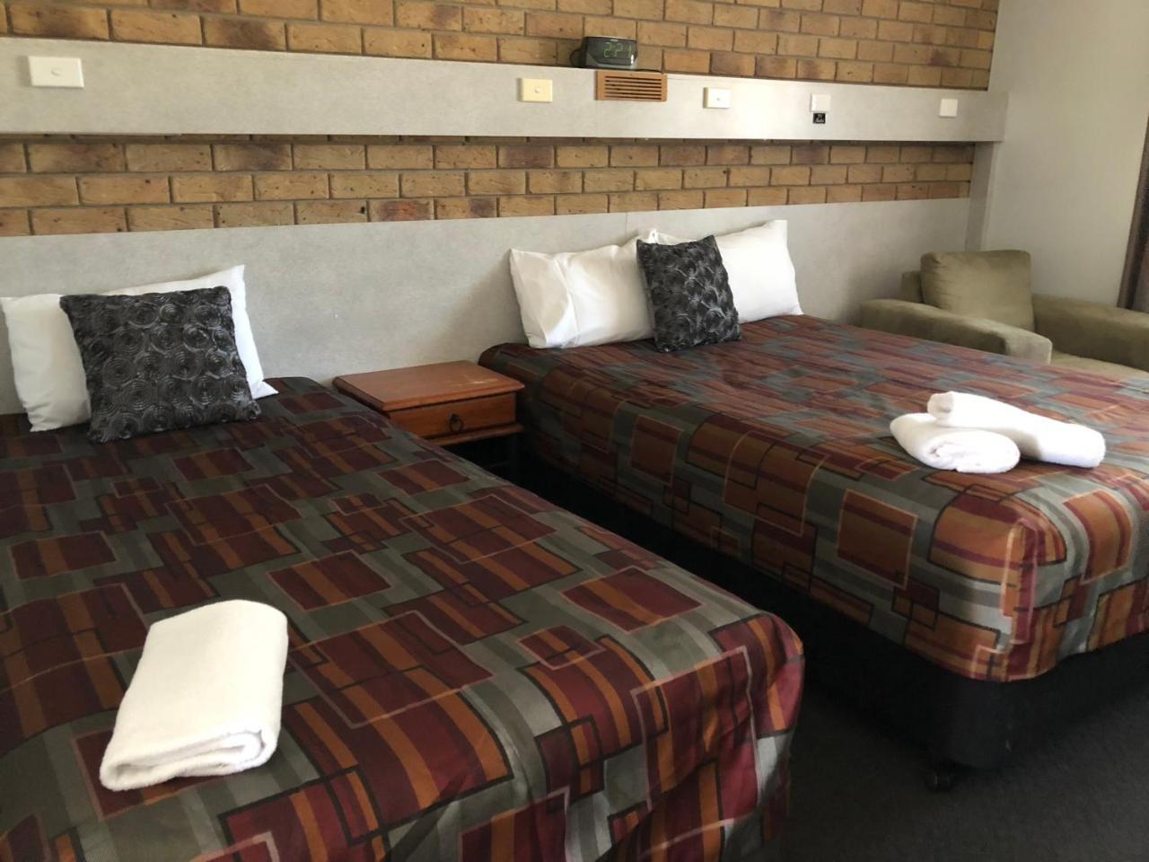 True Blue Motor Inn Rockhampton Eksteriør bilde
