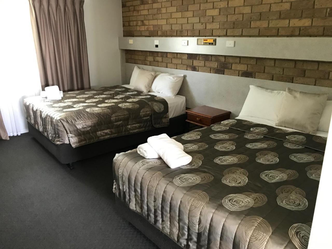True Blue Motor Inn Rockhampton Eksteriør bilde